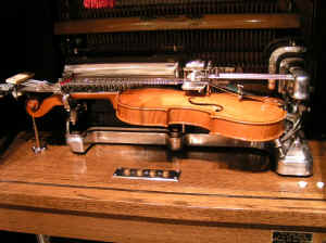 Violin in standard model.jpg (154577 bytes)