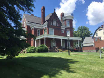 belmont county mansion.jpg (206108 bytes)