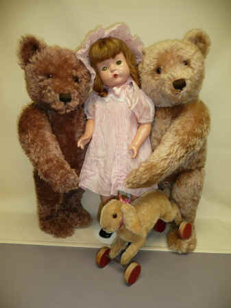 doll and bears.jpg (86065 bytes)